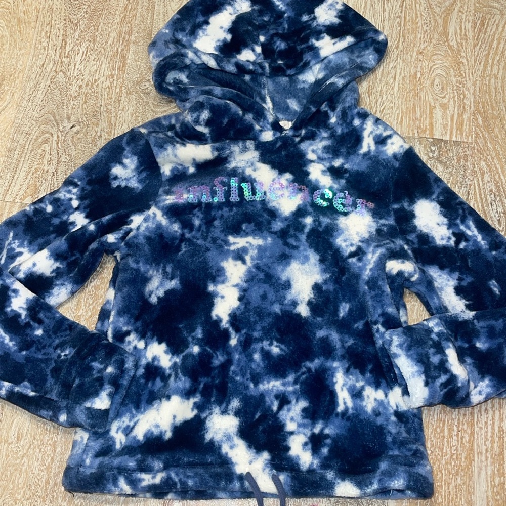 Influencer Sweatshirt Kenzie girl girls size 7 / 8 - Picture 1 of 3